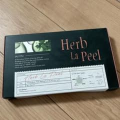 Herb La Peel ボディ用ハーブピーリングパック 8枚入り - メルカリ