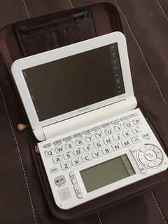 Brain 電子辞書 ケース付き 大人気白色☆のサムネイル