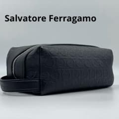 ✨極美品✨ Salvatore Ferragamo セカンドバッグ レザー - メルカリ