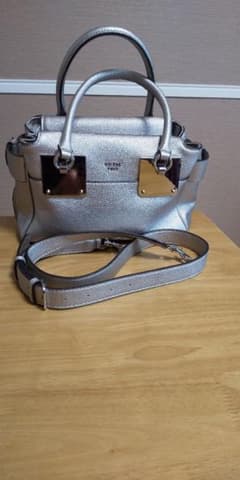GUESSハンドバッグ ショルダーバッグのサムネイル