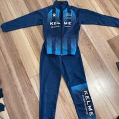 子供用kelme ケルメのジャージのサムネイル
