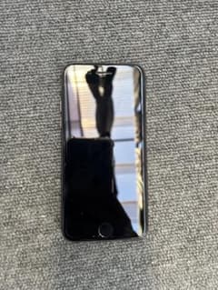 iPhone 8 スペースグレー 64GB SIMフリーのサムネイル
