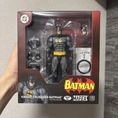 mafex 270 25th限定 ナイトクルセイダー バットマン フィギュア - メルカリ