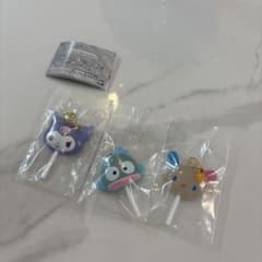 カラフルキャンディチャーム　ガチャガチャ　クロミ、ハンギョドン、ウサハナセットのサムネイル