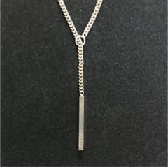 GUESS シルバーネックレスのサムネイル
