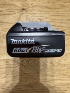 【新品・未使用】マキタ純正バッテリー BL1860B 2個セットのサムネイル