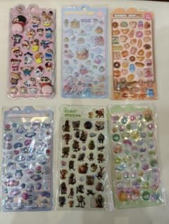 しんちゃんお尻ぷりぷりシールとシナモロールなど6枚セットのサムネイル
