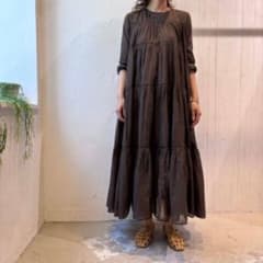 ヌキテパ コットンボイル ティアードマキシワンピース - メルカリ