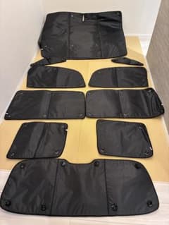 ポポさん専用、デリカD5用　サンシェードフルセット 段差解消マット１つ付き ポポさん専用、デリカD5用 サンシェードフルセット 段差解消マット1つ