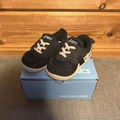 asics 13cmのサムネイル