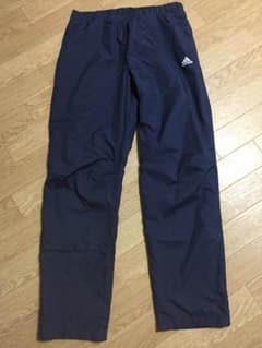 adidasジャージのサムネイル