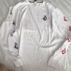 ボルコム ロングTシャツのサムネイル