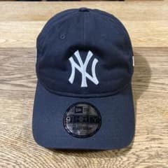 【正規品・美品】 ニューエラ　9THIRTY キャップ　ヤンキース　ネイビーのサムネイル