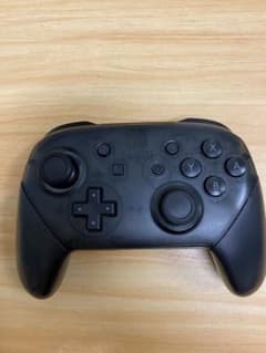Nintendo Switch 純正プロコントローラーのサムネイル