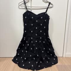 ZARA 花柄刺繍 キャミワンピース ブラックのサムネイル