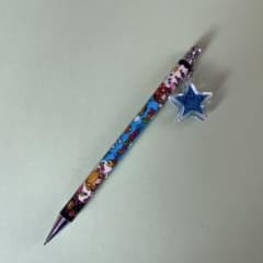 Q-LiA チャーム付き シャーペン - メルカリ