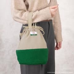 ハローキティ 限定コラボバックのサムネイル