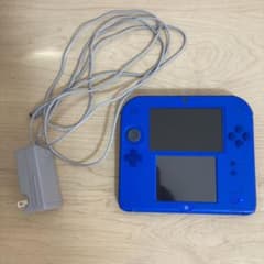 ニンテンドー2DS ブルー　充電機付き　ソフト付きのサムネイル