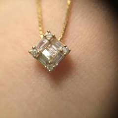 BELLESIORA ネックレス k18 ダイヤモンドのサムネイル