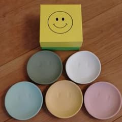 【新品未使用】SMILE 小皿5枚セット にこちゃん 箱入りのサムネイル