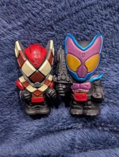 仮面ライダーガヴ ミニフィギュア ソフビ人形　 指人形 ガヴ ヴァレン