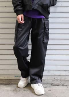 SPINNS カーゴパンツ ブラック 黒のサムネイル