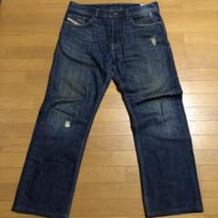DIESEL ダークブルー ストレートデニム W32 L32のサムネイル