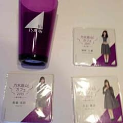 乃木坂カフェ限定コースターとコップのサムネイル