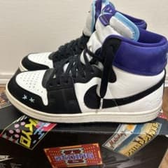 Opium Paris × Nike Air JORDAN 箱ありのサムネイル
