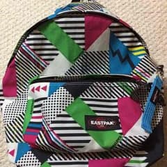 EASTPAKのバックパックのサムネイル