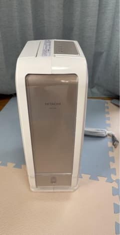 HITACHI HJS-D561 衣類乾燥機　除湿機のサムネイル