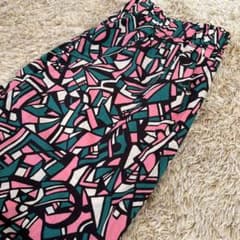 美品サロン　アダムエロペ　リバティーイージーパンツ　ダイナミックシティ柄のサムネイル