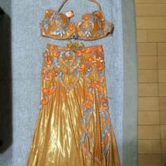 ベリーダンス Hoyda オレンジ衣装のサムネイル