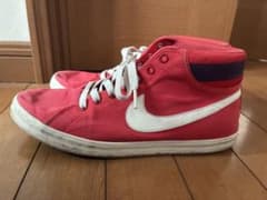 Nike レッド ハイカットスニーカーのサムネイル