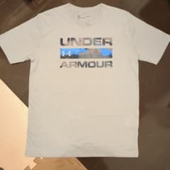 UNDER ARMOUR グレー Tシャツ Mサイズのサムネイル