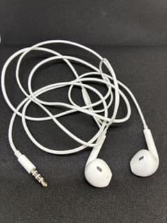 s*h様 Apple EarPods 有線イヤホン 3.5mmミニプラグのサムネイル
