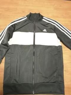 タグ無  ☆新品☆  adidas  ジャージ上下のサムネイル