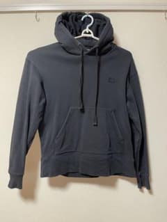 acne  studiousアクネ　パーカーのサムネイル