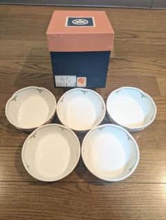 t*o様 たち吉 間取草花 小鉢 5客セット 新品　未使用のサムネイル