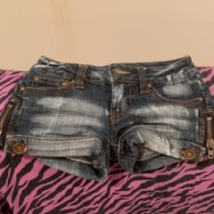 デニムショートパンツのサムネイル