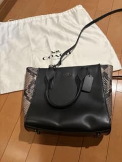 COACH ブラック パイソン柄 ショルダーバッグのサムネイル