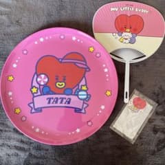 BT21 카페 TATA 플레이트 & 아크릴 픽 & 부채