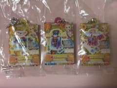 アイカツ プリパラ だれでもアクリルチャーム ガチャガチャ 新条ひなきのサムネイル