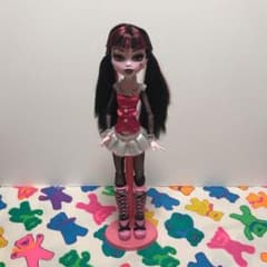 モンスターハイ　ドラキュローラ　ドールのサムネイル