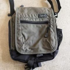 L.L.Bean ショルダーバッグ オリーブ系 多機能ポケットのサムネイル