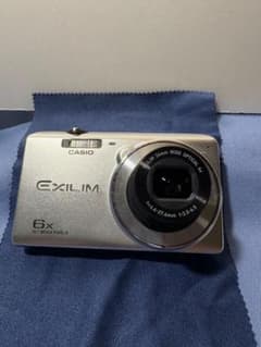 CASIO EXILIM EX-Z880コンパクトデジタルカメラ動作確認済み - メルカリ
