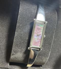 【箱付き発送】　GUCCI 腕時計　ピンクシェル　動作未確認 箱付き発送】 GUCCI 腕時計 ピンクシェル 動作未確認 - メルカリ