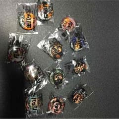 ナツコミ 缶バッジセットのサムネイル