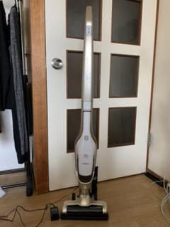 REI様専用！SHARP AQUA （充電式２WAYコードレス掃除機）のサムネイル