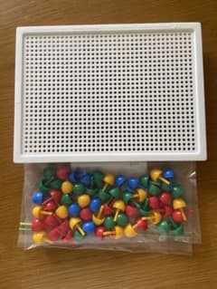 ペグボード　モザイクパズルのサムネイル